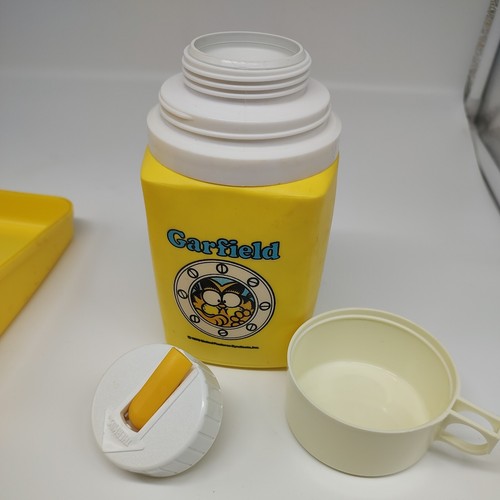 GARFIELD LUNCH BOX AND THERMOS 1978 VINTAGE YELLOW SET - Picture 9 of 12