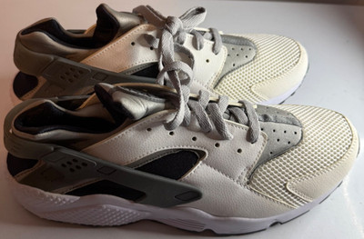 Nike Air Huarache Run Wolf Grey Shoes Sneakers 318429-101 Mens SZ 14 NEW