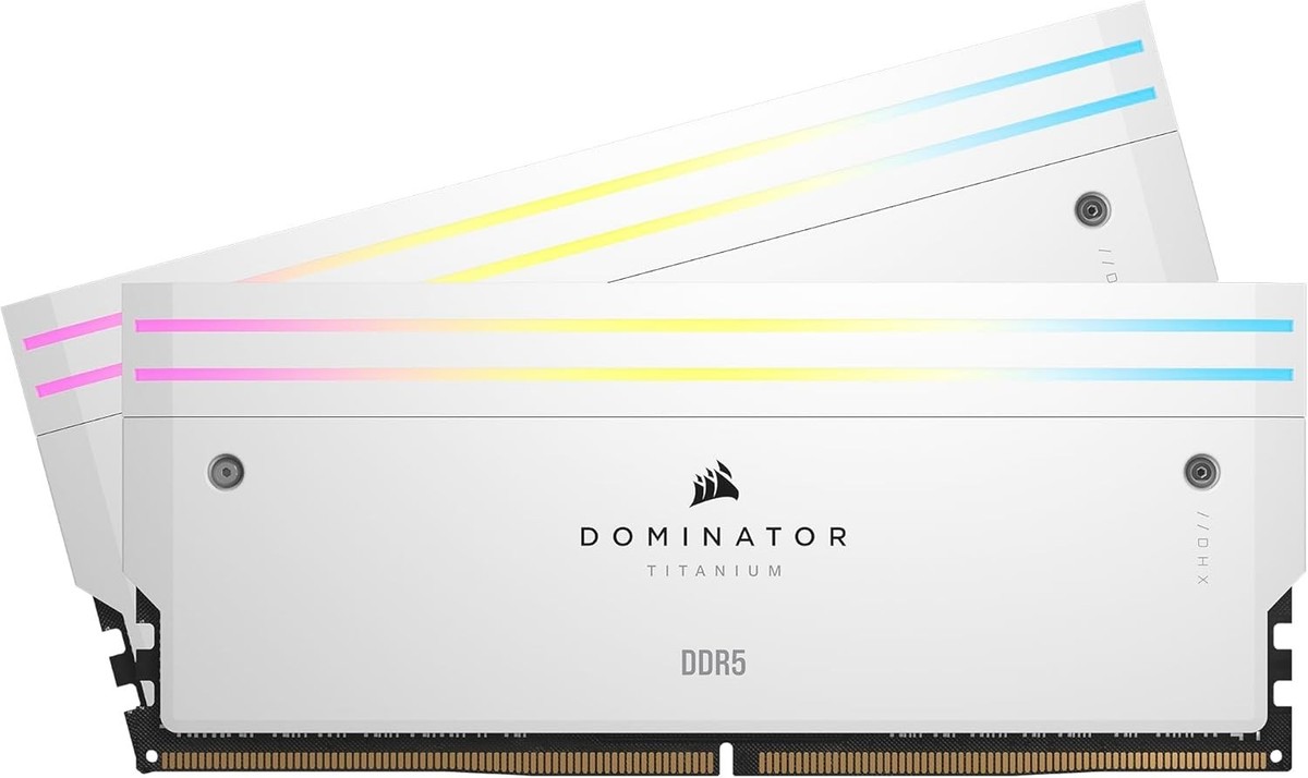 CORSAIR Dominator Titanium RGB DDR5 RAM 32GB (2x16GB) 6000MHz CL30