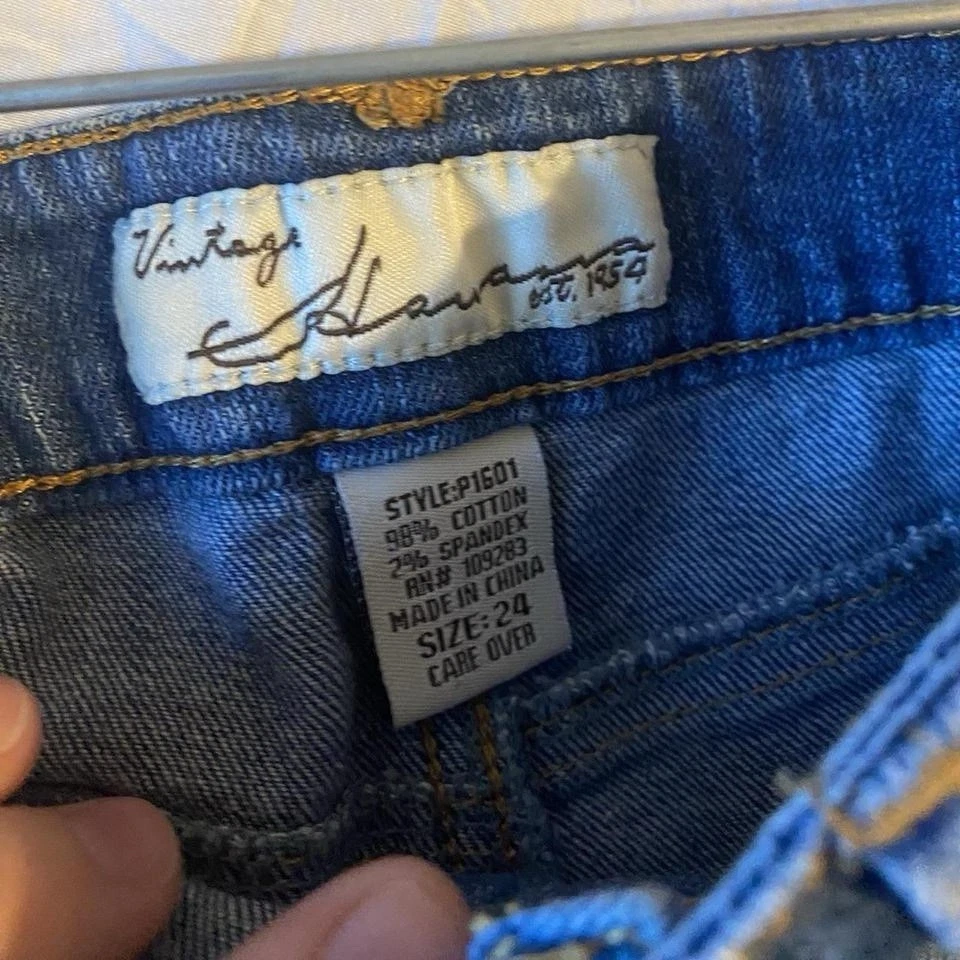 Pantalones cortos de jean vintage Havana para mujer lavado mediano dobladillo crudo envejecido talla 24 Foto 4 de 4