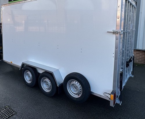 Blueline Box Trailer 3500kg No Vat - Picture 2 of 5