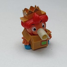 Figurka jajka niespodzianki Król Kartonowy nos z serii Król Kartonowy nos i jego dworzec 1999