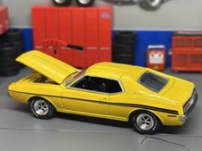 1971-1972 Amc Javelin Sst Yellow Opening Hood 164 Scale