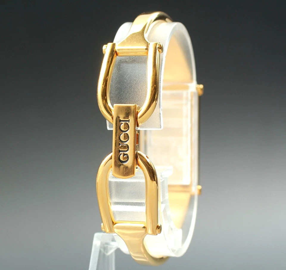 [Casi COMO NUEVO] Reloj para mujer vintage GUCCI 1500 13 mm dorado esfera negra rectangular Qz Foto 4 de 4