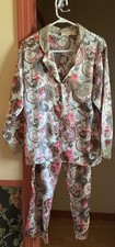 Sz Small Vintage Victoria's Secret Gold Label Floral PJ Set needs repair