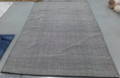IVORY / BLACK 6'-0'' x 9'-0'' Broken Thread Rug Reduced Price 1172777057 MTK345D-6