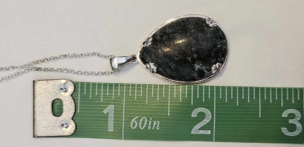 J.C. Walsh & Sons Ltd. Ireland Connemara Marble Teardrop Pendant Necklace 7Grams