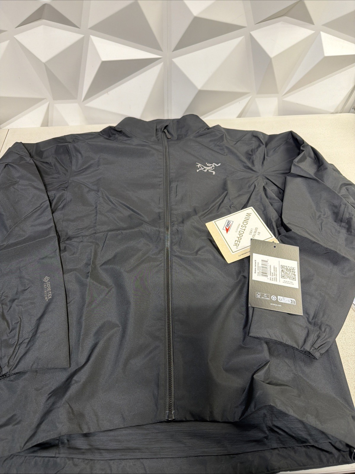 Arcteryx Solano Jacket Mens GORE-TEX size Small Black