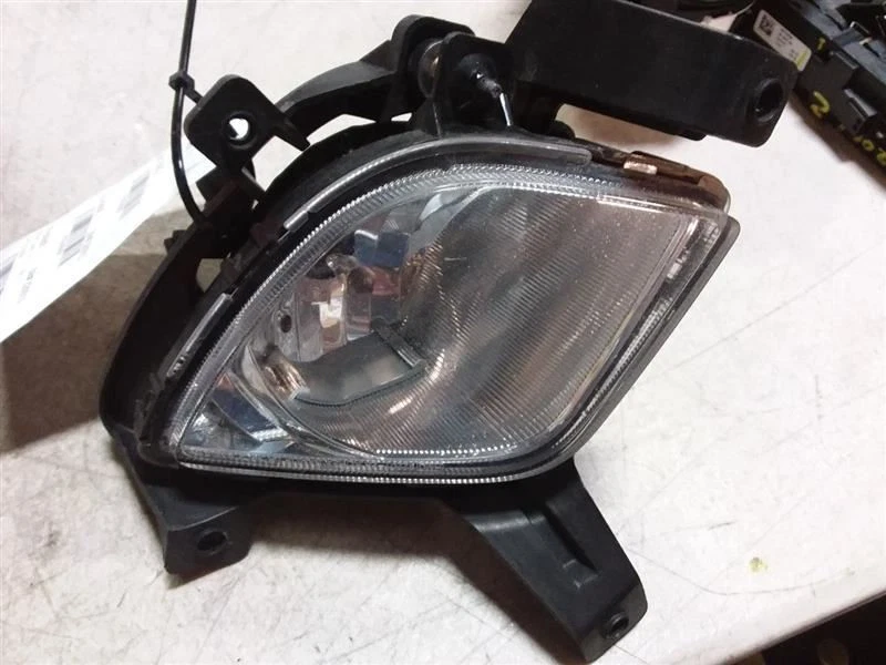 Driver Corner/Park Light Fog-driving Bumper Mounted Fits 10-15 TUCSON 340691 - Image 2 of 4