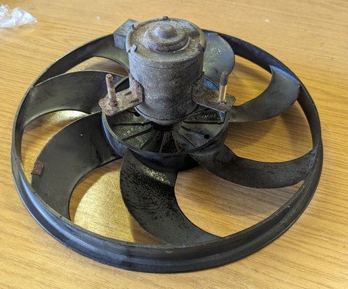 Fiat Punto 176  Lüftermotor Kühlerlüfter Kühler Lüfter 7851937.6 Magneti Marelli