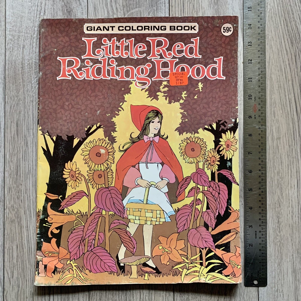 希少 1975年 Little Red Riding Hood 仕掛け絵本 Vintage 1975 Little Red Riding Hood Giant Coloring Book 11 X 14