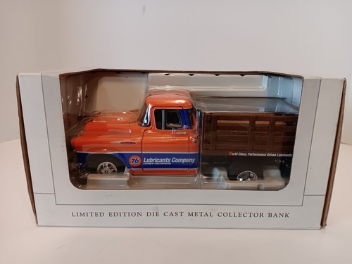 SpecCast 1957 Chevy Truck 76 Lubricants Limited Edition 1: 24 NIB