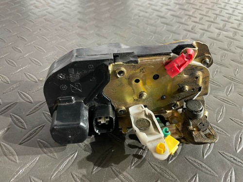 CARGADOR DODGE SRT-8 6.1L 2005-2010 FABRICANTE DE EQUIPOS ORIGINALES CIERRE PUERTA TRASERA IZQUIERDA PESTILLO ACTUADOR MOTOR - Imagen 4 de 4