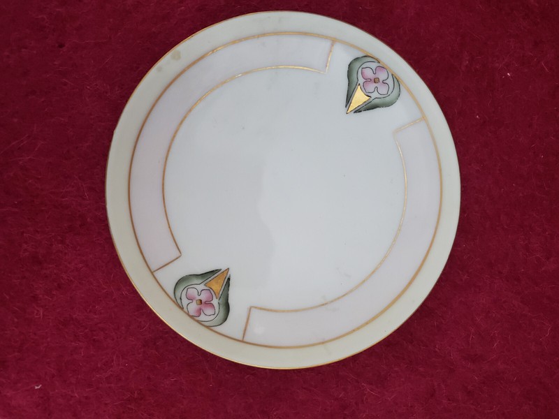 Vintage Thomas Trinket/Collectible Plate