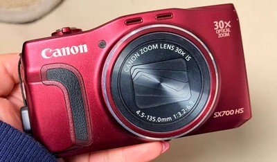 Canon PowerShot SX700 HS 16.1MP 30x Compact Digital Camera Red English Language