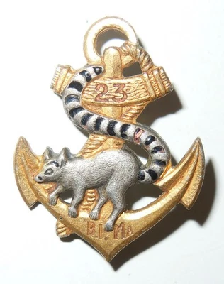 INSIGNE 23° BATAILLON D'INFANTERIE DE MARINE - MADAGASCAR - Drago - Photo 1/2
