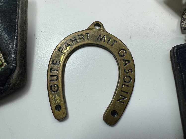 Picture 4 of 10