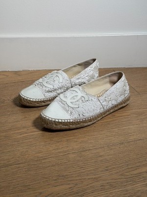 Chanel White Sequin Leather Cap Toe Interlocking CC Logo Espadrilles