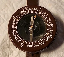 WWII U.S. Army Paratrooper Compass Wrist Liquid Filled Taylor Model No Damage
