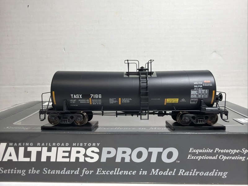 Ho Scale Walthers Proto Transrail TASX Trinity 40’ 14k Molten Sulfer Tank Car
