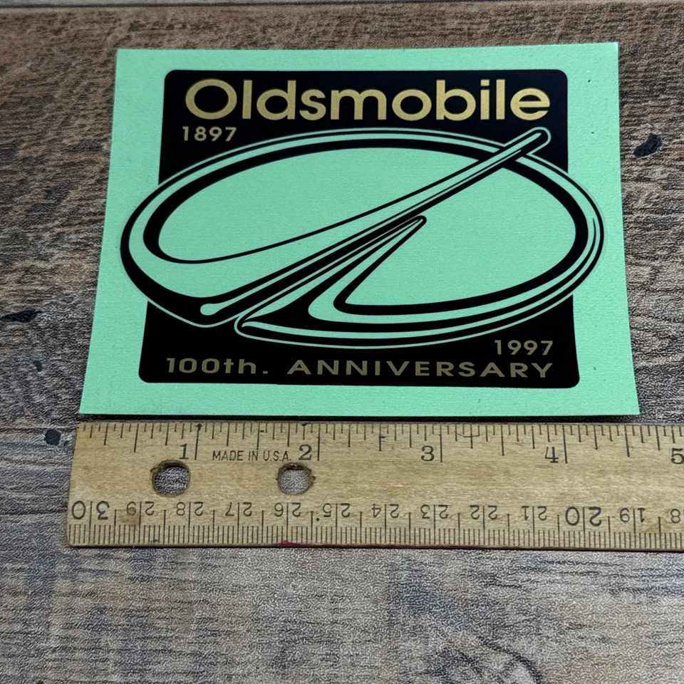 奥兹莫比尔100周年乙烯基贴花1897-1997年收藏品广告 — 第 2/3 张图片