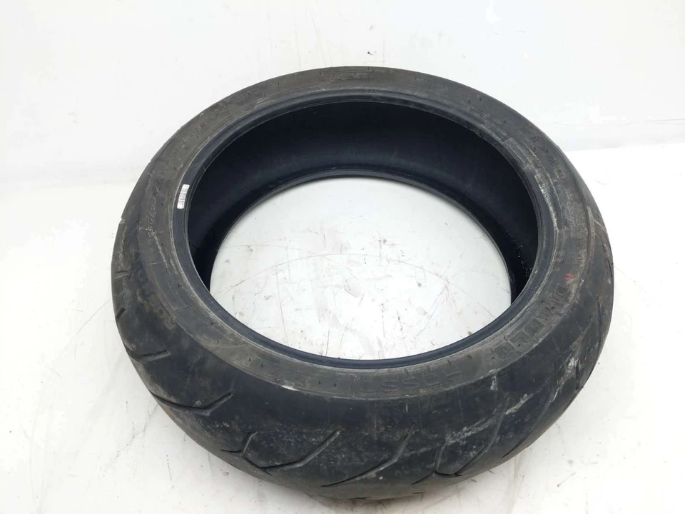 Neumático trasero BMW S1000XR 1000 XR 19 PIRELLI DIABLO ROSSO 190/55ZR17 Foto 3 de 4