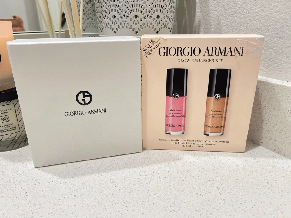 Giorgio Armani Fluido Brillo Transparente 2 piezas AET #8 Rubor Suave Rosa y #10 Bronce Dorado Foto 3 de 4