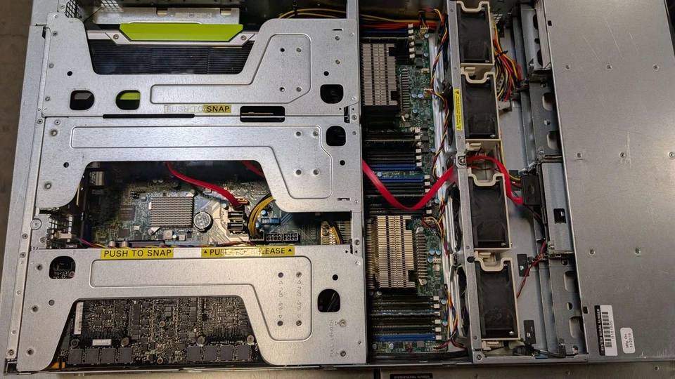 Supermicro 2U X10DRU-i 2x E5-2680 v3 2.5ghz 64gb Ram 480gb SSD 2x GPU *LEER* Foto 4 de 4