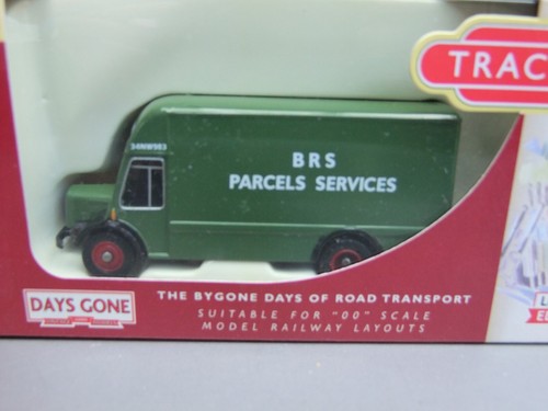 Lledo Trackside Austin VA Noddy Van - various available BOXED - Picture 2 of 7