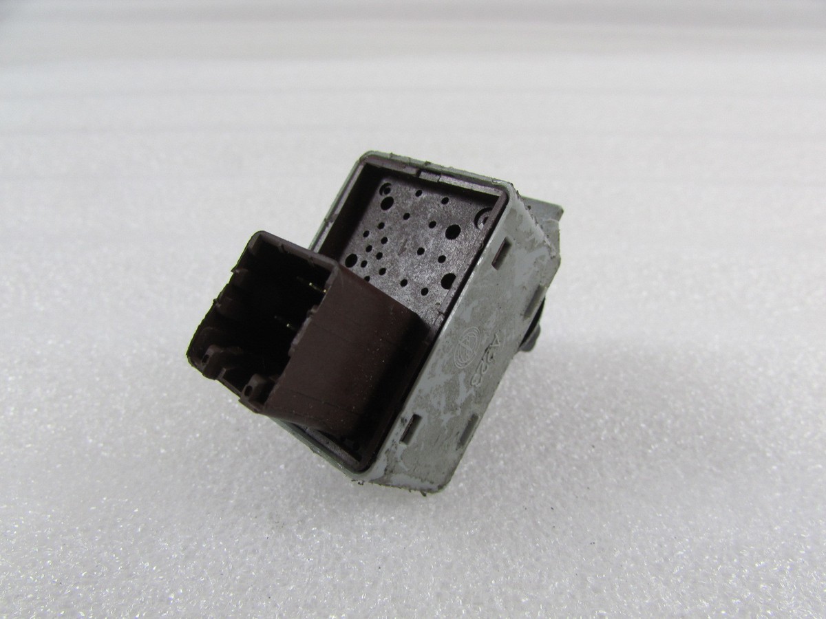 Maserati Quattroporte, Granturismo, Column Adjustment Switch, Used