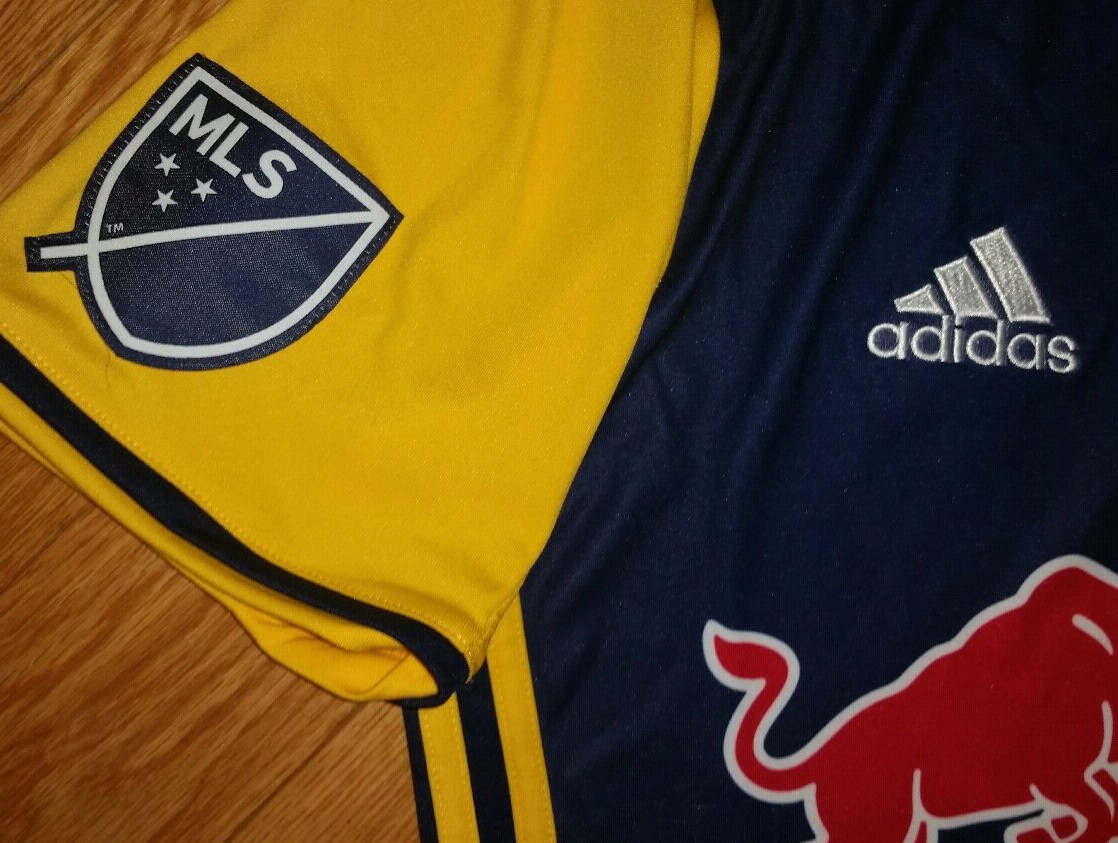 【非売品】NEW YORK RedBulls プレミアムマフラー 非売品】NEW YORK RedBulls プレミアムマフラー