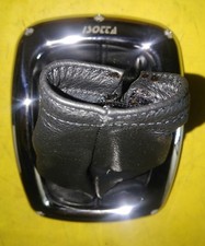 Soufflet de levier de vitesse cuir noir et cadre alu ISOTTA pour AUDI A3