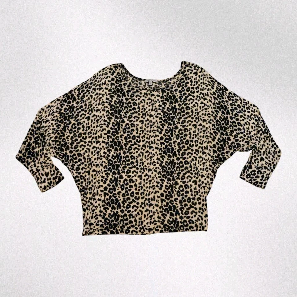 Y2k Charlotte Russe Womens Medium Blouse Leopard/Animal Print Bat Wing Top - Image 4 of 4