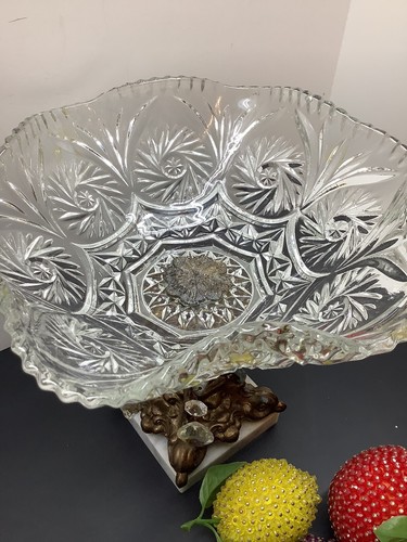 Vintage Monarch lead crystal pedestal compote fruit bowl w/fruit drop crystals - Picture 7 of 10