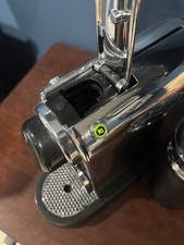 Nespresso C122-US-CH-NE Citiz & Milk Espresso Machine - Chrome