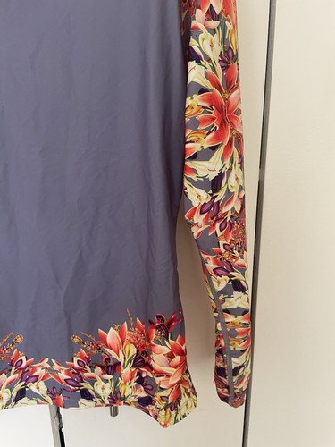 Rashguard Swim Top Womens Medium Multi-color Flowers Long Sleeve Lightweight - Picture 17 of 19