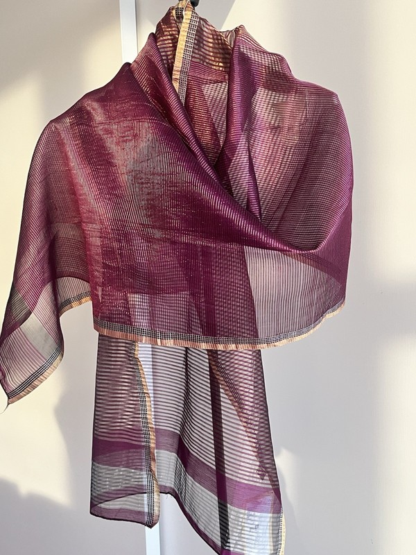 NWT FabIndia Handwoven Scarf Dupatta Wrap Stole Silk Blend Magenta & gold Zari