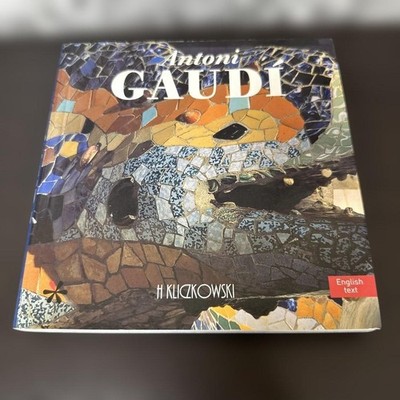 Antoni Gaudí Art Book Limited Discount