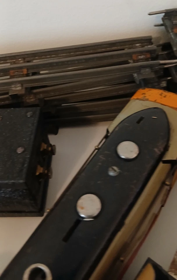 American Flyer Prewar O-Gauge Tin Plate Hiawatha Trains-Tracks-Transformer Set - Image 4 of 4