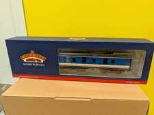 Bachmann 39-188 BR MK1 Full brake BG in Network SouthEast Livery.