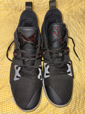 Nike PG 2 Taurus Low Top Sneakers. Size 13 No Box