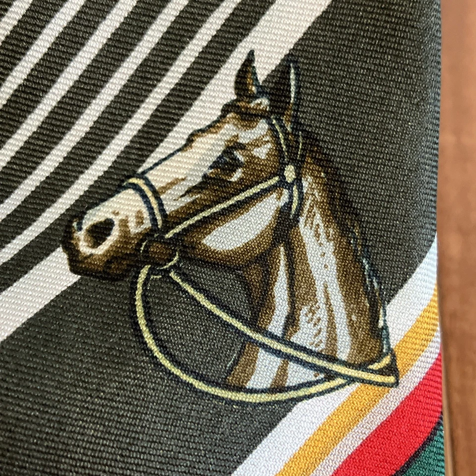 Corbata ecuestre vintage verde brillante blanco amarillo rojo a rayas corbata de caballo Foto 4 de 4