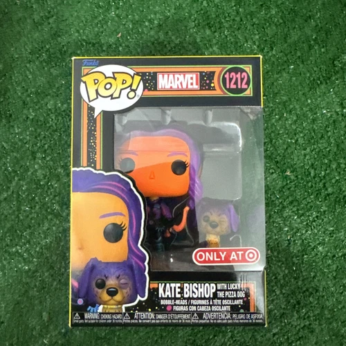 Funko Pop! KATE BISHOP WITH LUCKY THE PIZZA DOG 1212 TARGET EXCLUSIVO U01