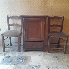 Mobile ad una anta e un cassetto + due sedie noce fine 800