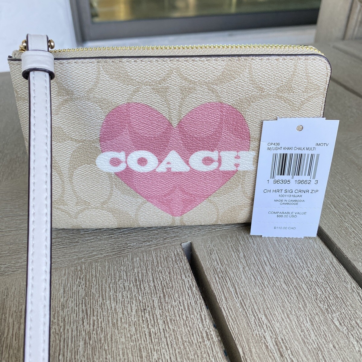 Coach CP436 Light Khaki Signature Corner Zip Wristlet Pink