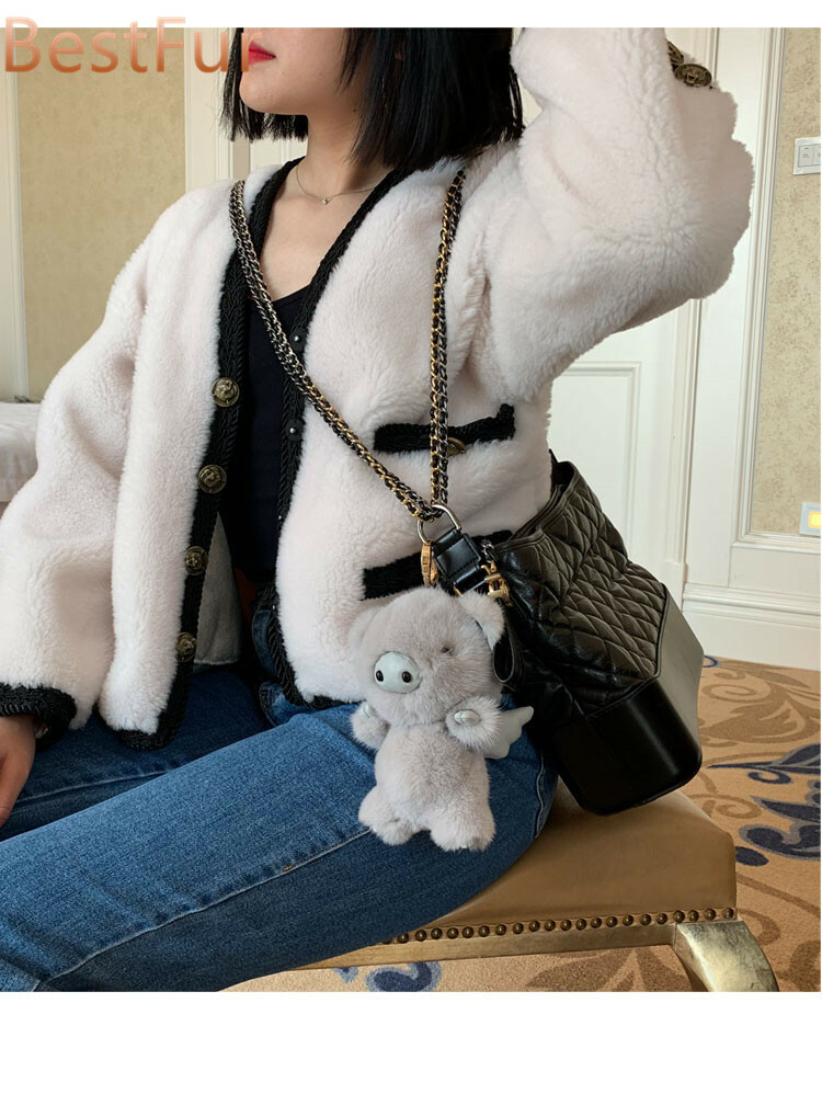 Foto 12 di 12