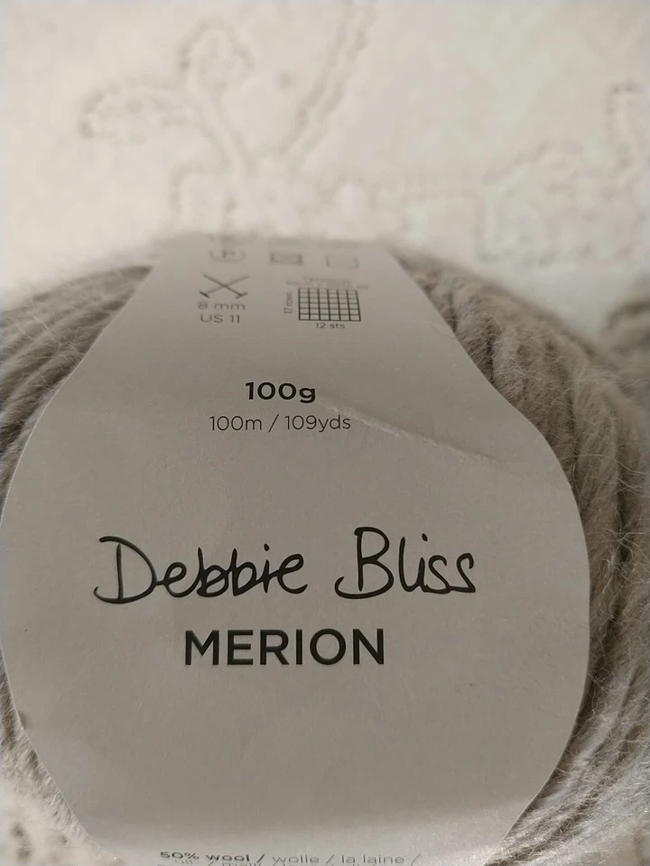 Lote de 2 ~ Debbie Bliss Merion lana voluminosa/hilo acrílico # 6 avena Foto 2 de 4