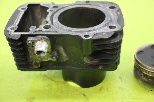 1997-2004 Suzuki Marauder VZ800 Front Cylinder Piston Original OEM 1121048E50 - Bild 4 von 14