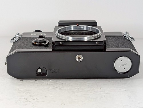 [Apps Near Mint] Canon F-1 F1 Late 35mm SLR Film Camera Body Black from Japan - Picture 8 of 17
