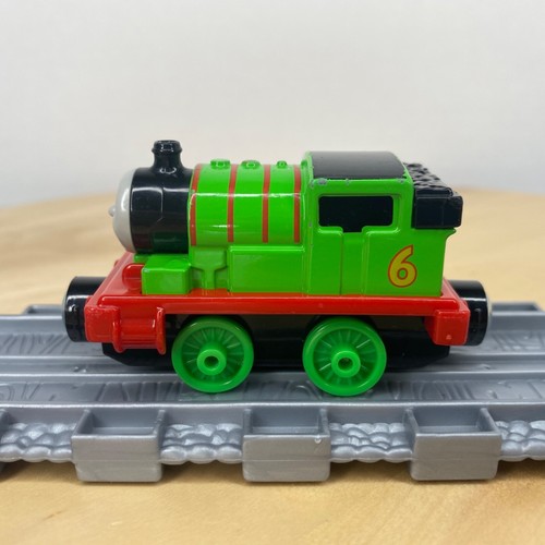 Thomas the Tank Engine Take and Play Engine PERCY 2013 Version - Picture 2 of 9